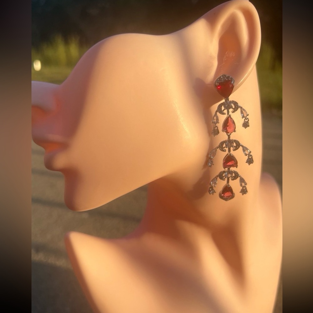 Gorgeous bridal dangle ruby and clear crystal teardrop crystal earrings #130 - Picture 9 of 12